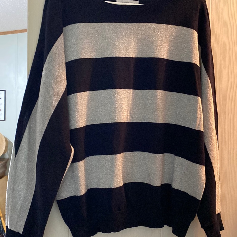 Liz Claiborne boat neck navy and silver sweater